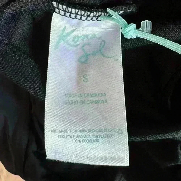 Kona Sol Full Coverage Black One-Piece Swimsuit - Size Small - NWT - Picture 5 of 6